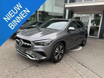 Mercedes-Benz GLA 180 GLA Business Line