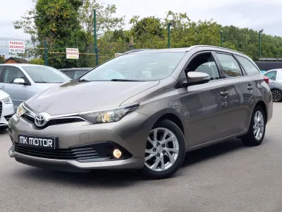 Toyota Auris 🟢1.4 DIESEL 90CV BREAK - FULL CARNET - CAMERA - GPS