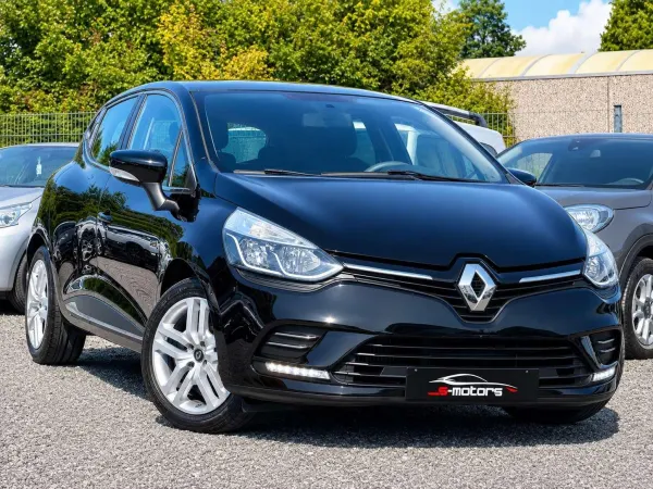 Renault Clio 0.9 TCe * GPS * AIRCO * AIDE AU STA* TRES PROPRE