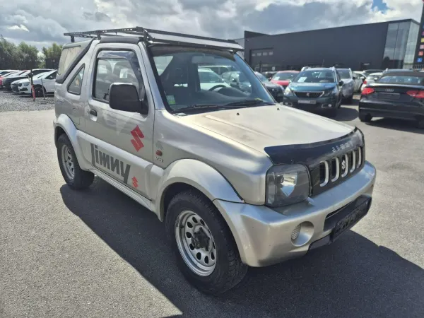 Suzuki Jimny 1.3i 16v JLX 4x4 / Marchand ou Export