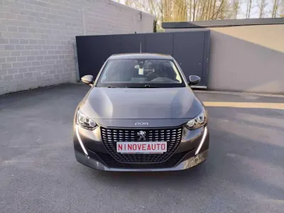 Peugeot 208 1.2i PureTech Allure Pack AUTOM CARPLAY CAM CRUIS