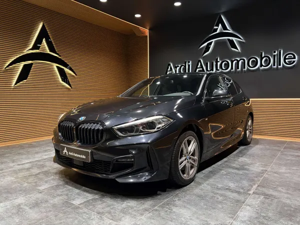 BMW 116 dA *PACK M*CARPLAY*LED AMBIANCE*CAPTEUR AV+AR*GARANTIE*