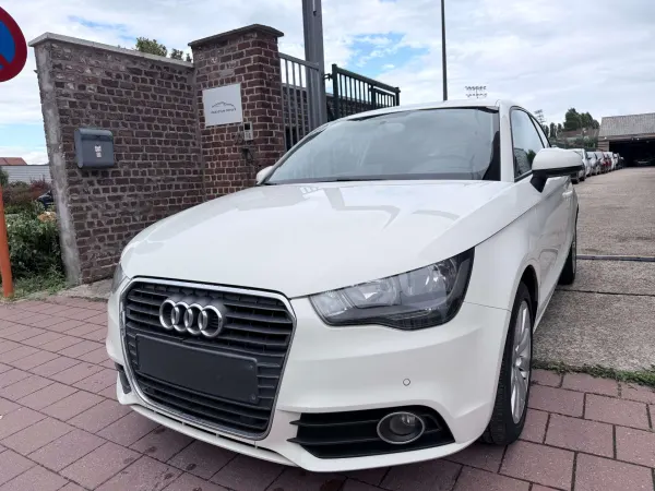 Audi A1 1.2 TFSI EDITION AMBITION | Navi| Airco | Zetel verwarming
