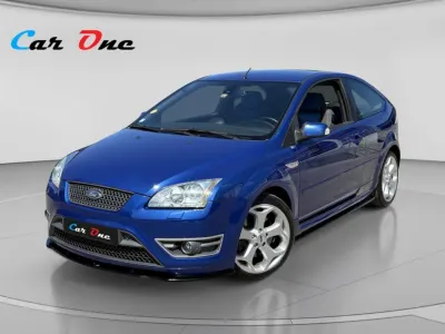 Ford Focus ST 2.5 T- 225 - Historique Complet