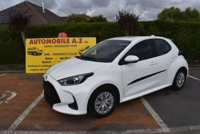 Toyota Yaris 1.0i VVT-i Connect Airco / GPS / CarPlay ***12M GARANTIE***40.000KM!!!