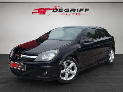 Opel Astra 2.0 T - 200 Cosmo