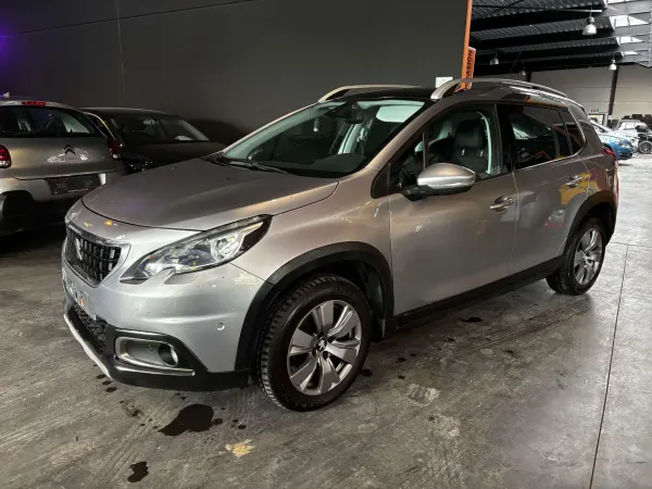 Peugeot 2008 2008 1.2 Allure S/ 12 mois de garantie / Automatique