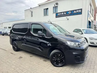 Citroen Berlingo 1.5 BlueHDi XL - Camera - CarPlay - BTW AFTR ** 1 JAAR GARANTIE **