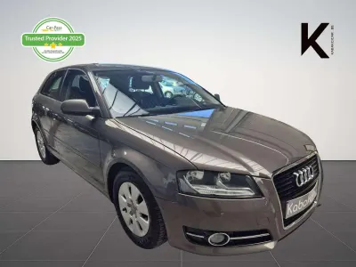 Audi A3 1.6 TDi e Attraction Start/Stop / Capteurs de Recul / Clim auto Bi-zone / Garantie 12 Mois