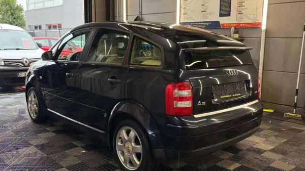 Audi A2 Audi A2 Benzine 1.4i 16v bj.2004