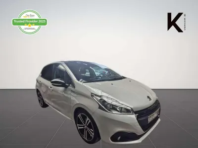 Peugeot 208 1.5 BlueHDi GT Line / Carplay / Camera / GPS / Garantie 12 Mois