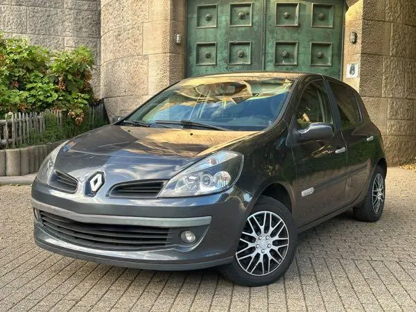 Renault Clio IV 1.2 16V 75 CH , Édition RIP Curl