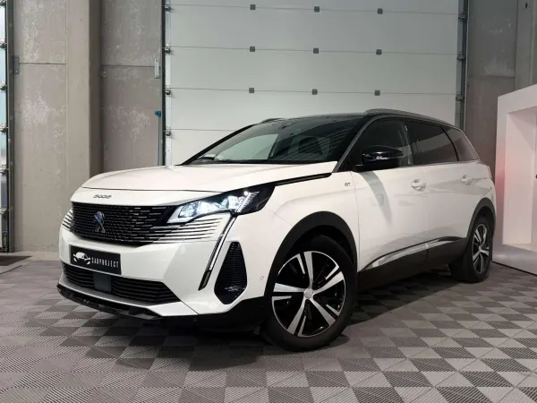 Peugeot 5008 1.5 BlueHDi GT 7Pl., GPS, Camera de recul, Car-Play, Capteurs AV/AR, Line assist