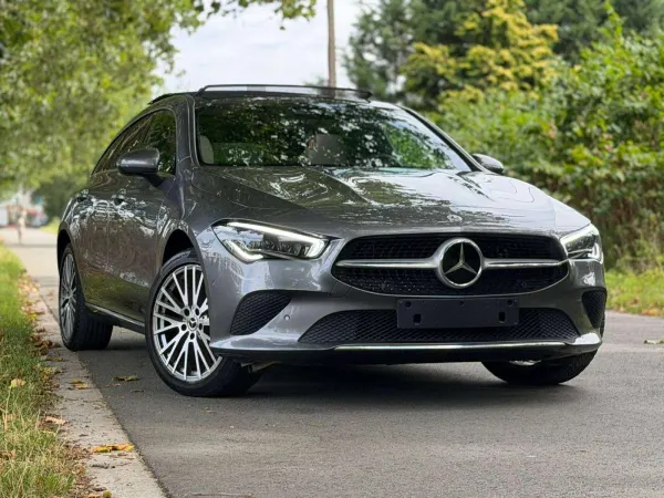 Mercedes-Benz CLA 250 CLA 250 e PHEV AMG Line-Cuir Blanc-Toit Pano- Automatique