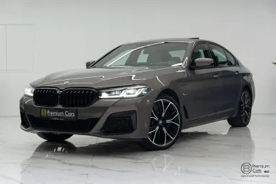 BMW 530 e M-Sport! Individual! Open dak! 360°, H&K!