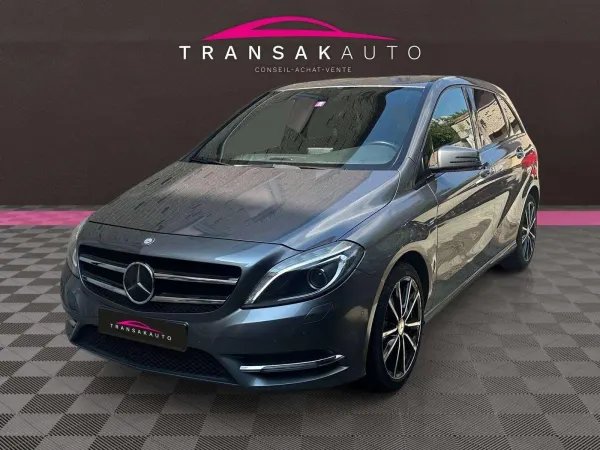 Mercedes-Benz B 180 B 180 / Caméra / Cuir / Carnet d'entretien / Garantie 12 MOIS