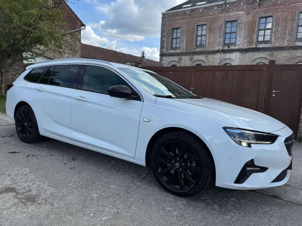 Opel Insignia Sports Tourer 1.5 Turbo D *DEALER PRICE*