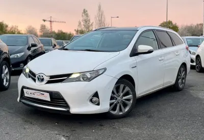 Toyota Auris SPORTS Touring 1.8 HYBRID 136H SKYVIEW