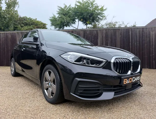 BMW 116 116iA FULL-LED/ZETELVERW./CARPLAY/PDC/CRUISE NETTO:€ 14.041