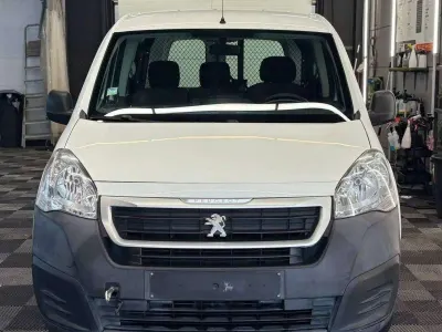 Peugeot Partner BENZINE bj2017 EUR6b JOINT DE CULASSE