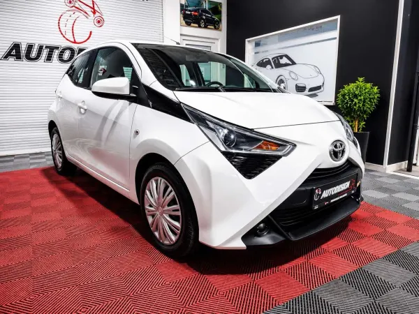 Toyota Aygo Aygo 1.0i VVT-i X-play II GPF ** boite auto **