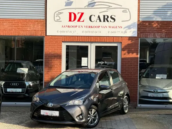 Toyota Yaris HYBRID PMR 1.5I 73PK |✅AANGEPAST VOOR MINDERVALIDEN | NAVIGATIE | CAMERA | LANE ASSIST | KEY LESS GO + START |