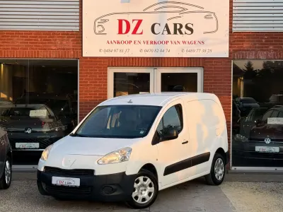 Peugeot Partner 1.6 HDI 90PK |✅AIRCO | PARKEERSENSOREN | RADIO CD | 3 PLAATSEN | LICHTE VRACHT | HANDELAAR-EXPORT |