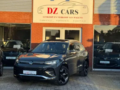 Volkswagen Tiguan R-LINE 4 MOTION 2.0TDI 193PK |✅NAVIGATIE | PANO DAK | HUD | KEY LESS | LEDER | STOELVENTILATIE | CAMERA | ACC | IQ-LIGHT