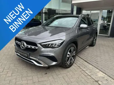 Mercedes-Benz GLA 180 GLA Business Line