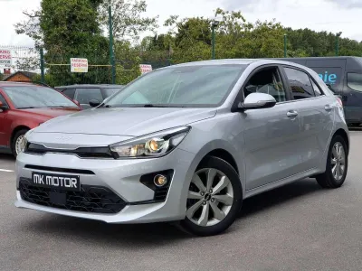 Kia Rio 🟢1.0 ESSENCE 101CV - CAMERA - GPS - CRUISE