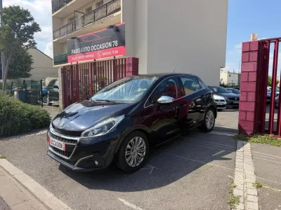 Peugeot 208 GENERATION-I 1.6 BLUEHDI 100 ALLURE BUSINESS