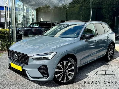 Volvo XC60 2.0*FULL OPTIONS*TOIT PANO*CAM 360°*HARMAN KARDON*SIEGE/VOLANT CHAUFF*CARNET COMPLET*GARANTIE