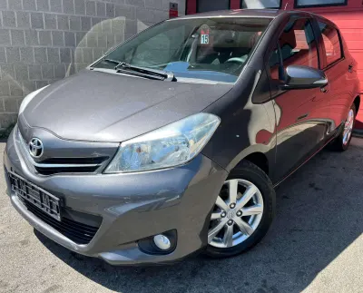 Toyota Yaris 1.33i VVT-i Dynamic + CLIM