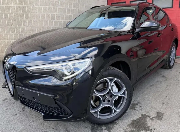 Alfa Romeo Stelvio 2.0 T AWD Sport + CAMÉRA + NAVI + CUIR