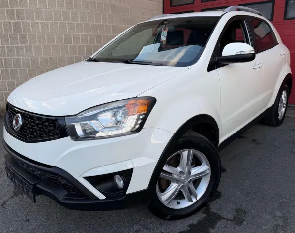 SsangYong Korando 2.0 e3 2WD Crystal Plus + CLIM