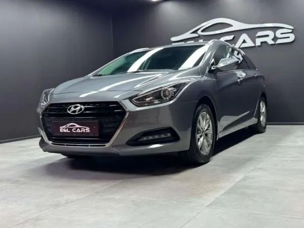 Hyundai i40 i40 SW 1.6 GDi **12 mois de garantie**
