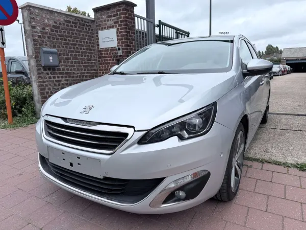 Peugeot 308 SW 1.2 EDITION ALLURE | CAMERA | CRUISE | NAVI | PANODAK