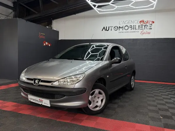 Peugeot 206 1.1i 60 ch Pop Art