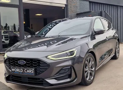 Ford Focus 1.5 EcoBlue ST-Line 5 PORTES - AUTOMATIQUE - LED - COCKPIT - CAMERA - ACC - 1ER PROPR - FULL FULL OPTIONS