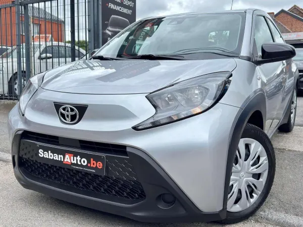 Toyota Aygo Aygo X 1.0i VVT-i X ° NAVI ° CARPLAY ° CAMERA ° AIRCO ° GARANTI TOYOTA !