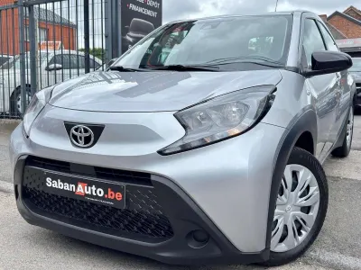 Toyota Aygo Aygo X 1.0i VVT-i X ° NAVI ° CARPLAY ° CAMERA ° AIRCO ° GARANTI TOYOTA !