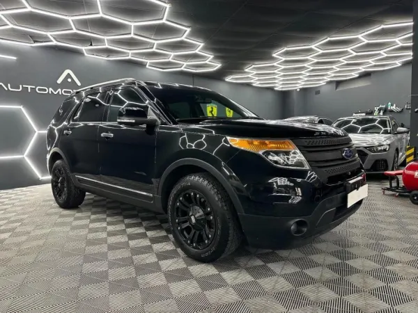 Ford Explorer XLT 3.5 V6 290 4WD BVA
