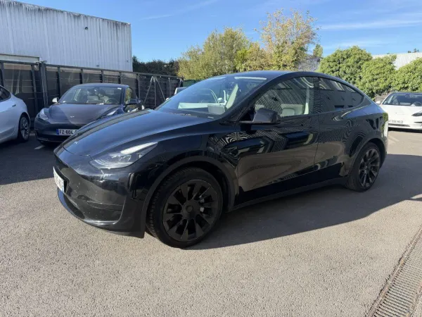 Tesla Model Y GRANDE AUTONOMIE PROPULSION