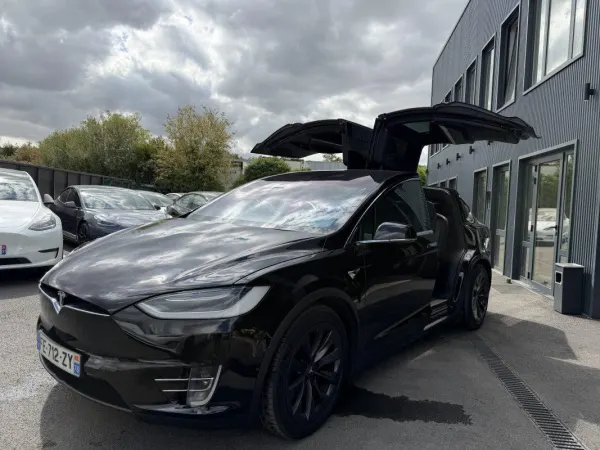 Tesla Model X 100D