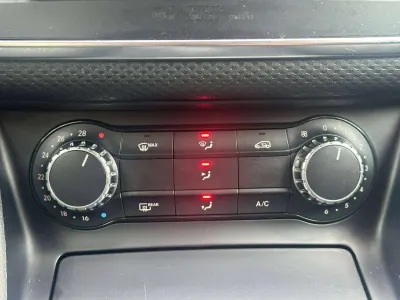 Mercedes-Benz A 180 304,16€ SANS INTERET ZONDER KOSTEN / RADAR AV AR / AUTO / NAVI / AIRCO / GARANTIE 12 MOIS