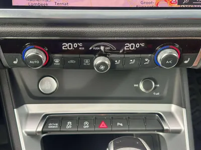 Audi Q3 1.4 TFSI PACK S-LINE / TOIT PANO / CUIR / CAMERA 360 / VIRTUAL COCKPIT / GARANTIE 12 MOIS