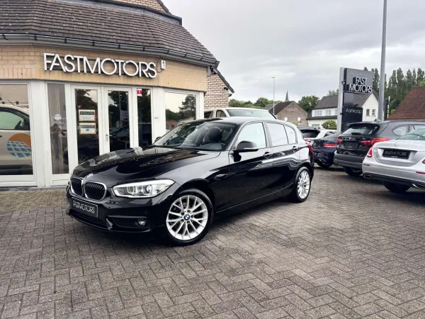 BMW 118 118i Advantage Automaat-136pk-Led-Navi-PDC-Cruise Control CARPASS