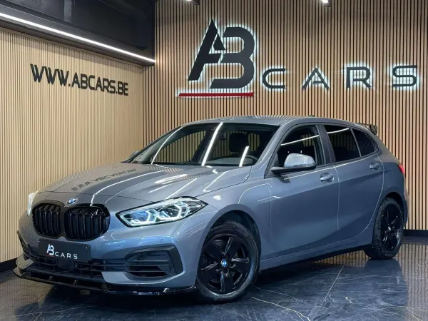 BMW 116 IA LOOK PACK M PERFORMANCE ** GARANTIE 12 MOIS **
