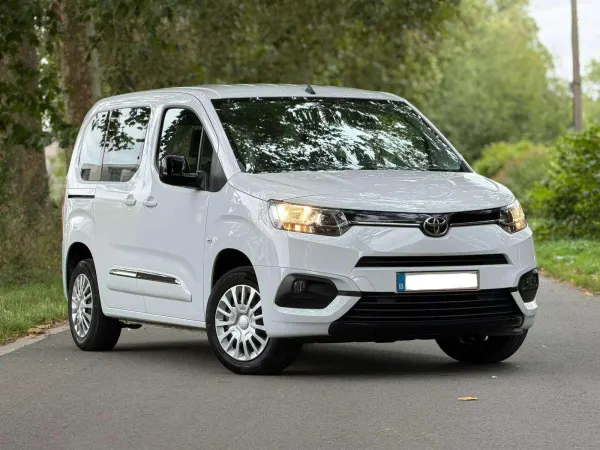 Toyota Proace City Verso -1.5l - 5 places - Garantie 12 mois
