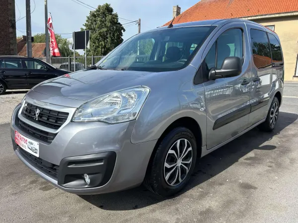Peugeot Partner Tepee 1.6 BlueHDi 1ER PROPRIO AVEC SUIVI D'ENTRETIEN *** CLIM/CAPTEURS/GPS ***